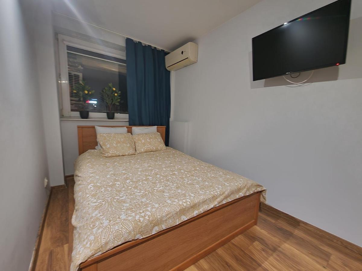 View Apartments And Rooms Varsovia Exterior foto