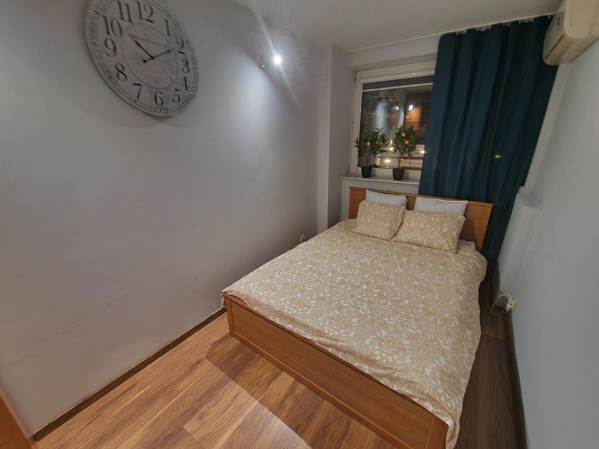 View Apartments And Rooms Varsovia Exterior foto