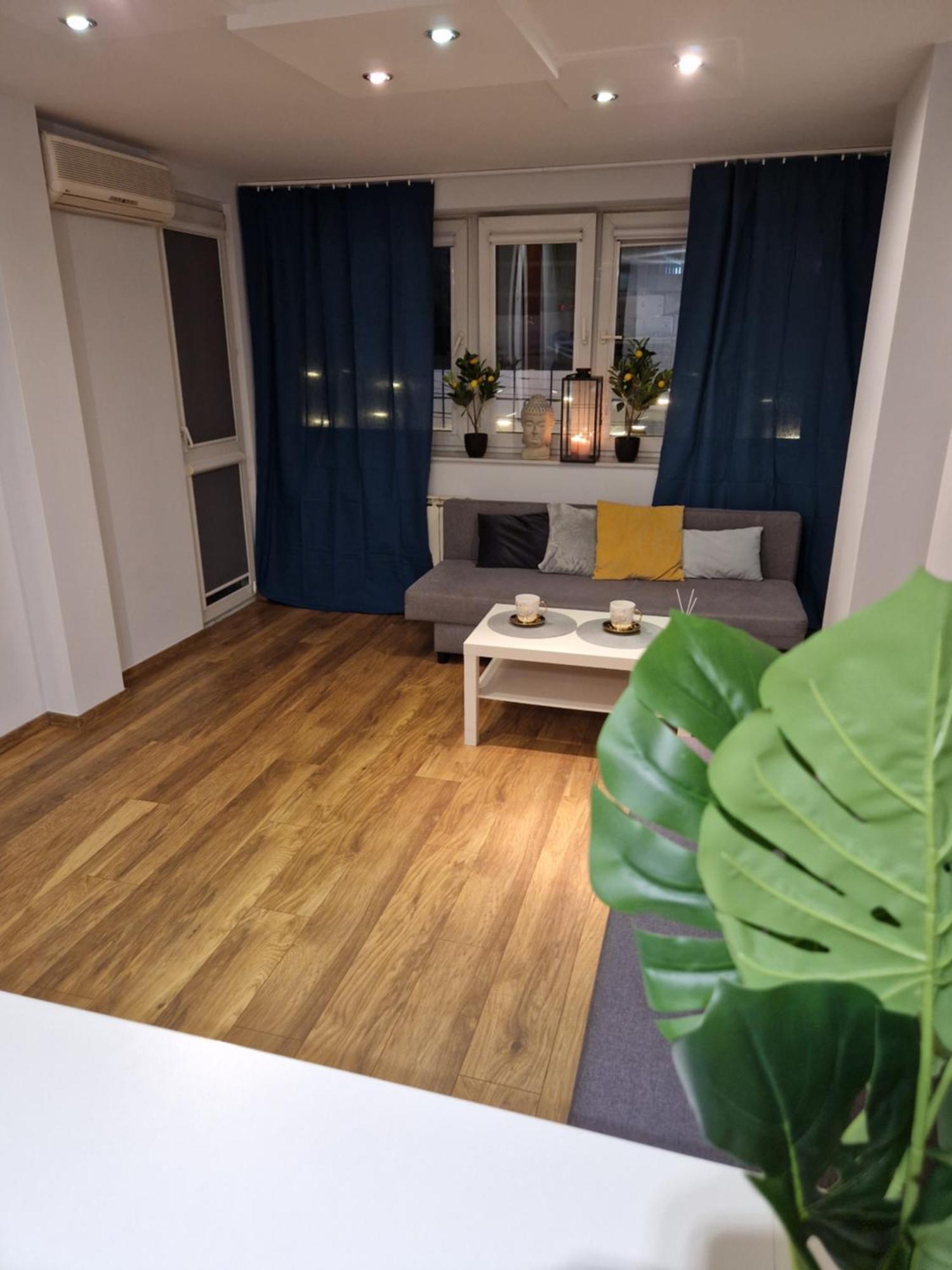 View Apartments And Rooms Varsovia Exterior foto