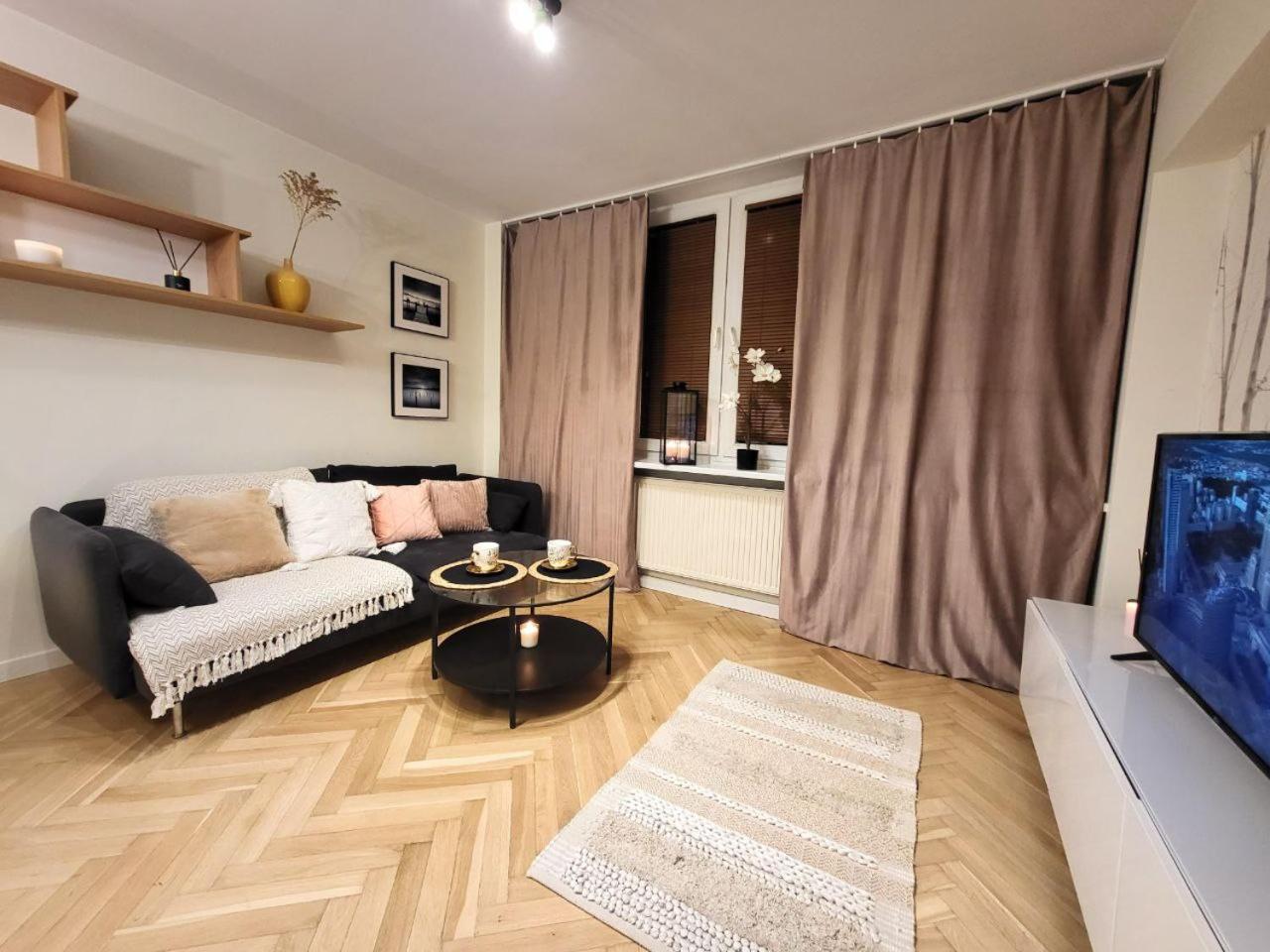 View Apartments And Rooms Varsovia Exterior foto